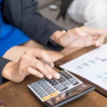 金蝶軟件不僅管財(cái)務(wù)，還提供金蝶在線(xiàn)會(huì)計(jì)、金蝶kis云專(zhuān)業(yè)版、金蝶進(jìn)銷(xiāo)存軟件、金蝶在線(xiàn)進(jìn)銷(xiāo)存、金蝶精斗云、財(cái)務(wù)軟件、金蝶云星辰、倉(cāng)庫(kù)管理軟件、金蝶網(wǎng)頁(yè)版產(chǎn)品服務(wù)。